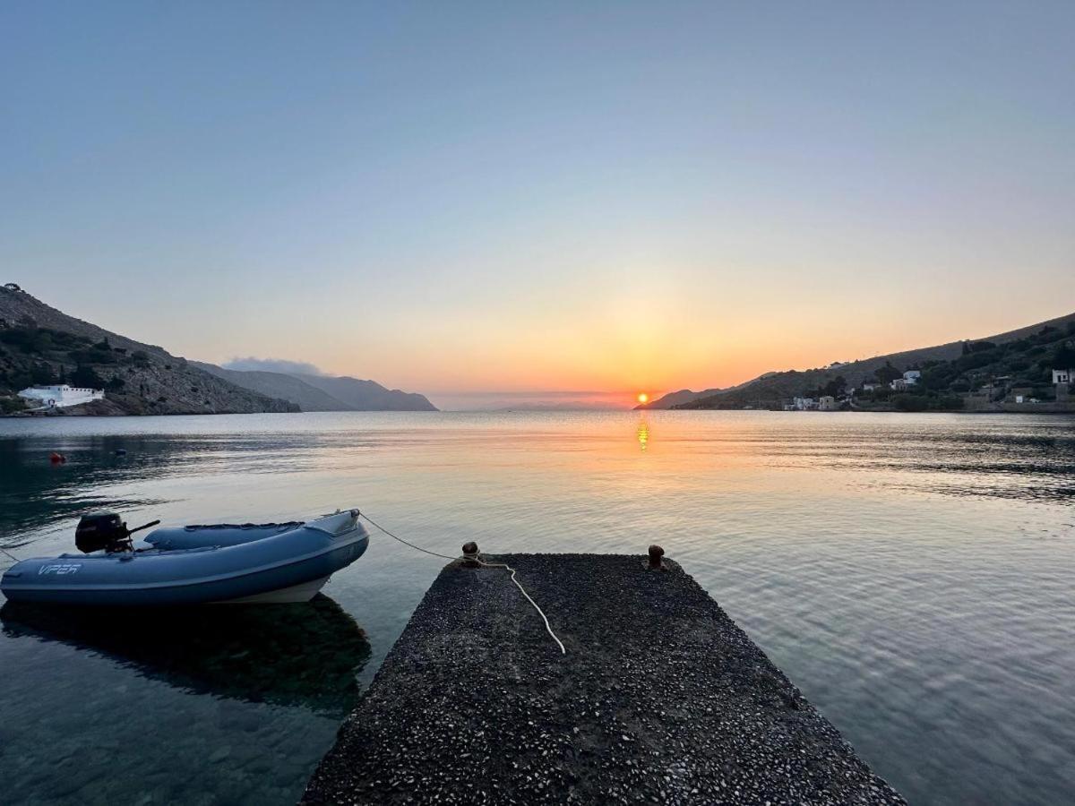 Symi . Villa Calme Eksteriør billede