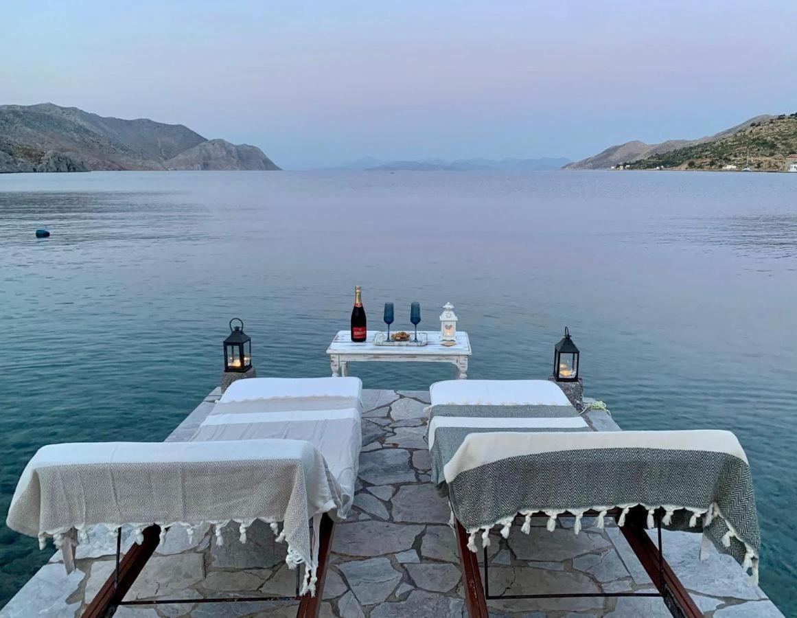 Symi . Villa Calme Eksteriør billede